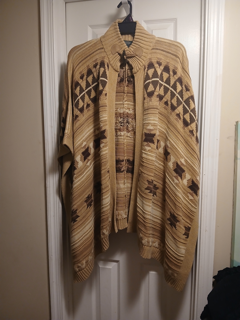 Lauren JEANS Ralph Lauren Tan and Brown Knit Poncho Cape AZTEC INDIAN